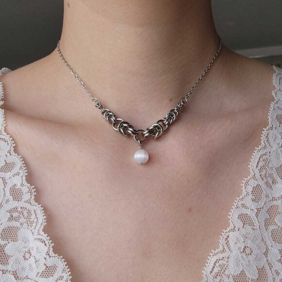 Fairy selenite chain mail silver choker necklace ✦ Whimsigoth crystal necklace ✦ - Picture 5 of 9